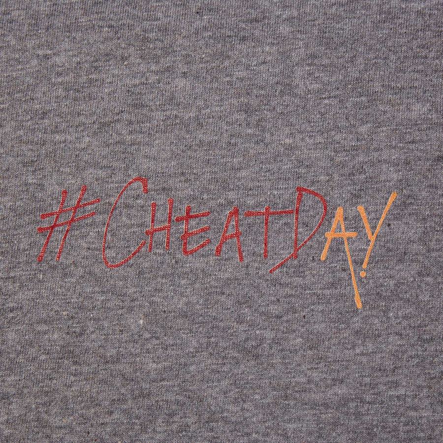 Cheatday t-shirt designet af Szhirley Snack Attack SnackAttack