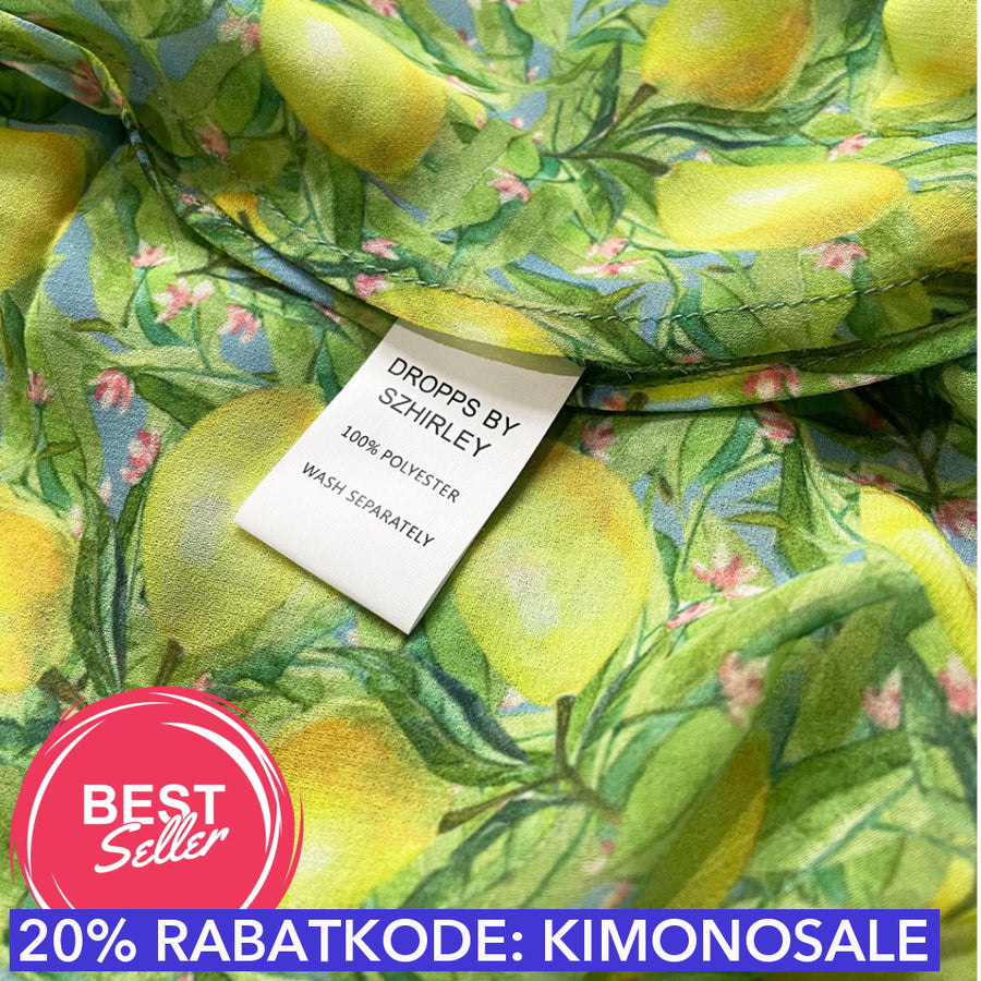 Lemon tryk kimono #Breeze med lime / lemon frugt print  - One Size. Designet af Szhirley. Dansk design. Lemon frugter. Sommer og vinter kimono