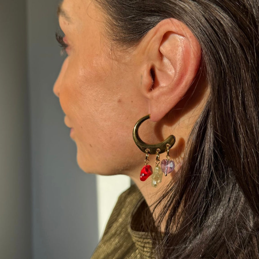 MoonStarLove - forgyldt øreringesæt med farvede charms - Stainless Steel - 18 karat forgyldning. Dansk designet af Szhirley. Dropps By Szhirley . Måne øreringe til din vinter og juleøreringe