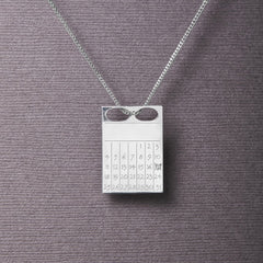 #DatePlate vedhæng og halskæde uden måned 70 cm - Sterling sølv med diamant Designet af Szhirley