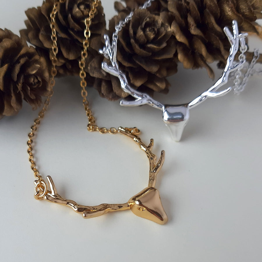 Dearest halskæde - jule halskæde med gevir forsølvet. Dropps Selected smykker håndplukket og udvalgt af Szhirley